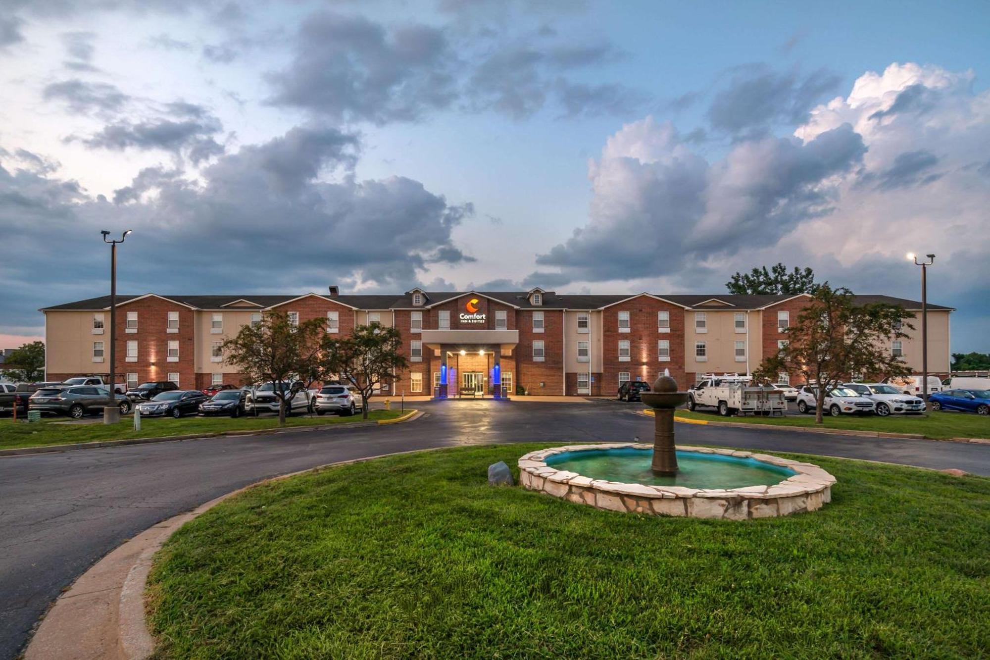 Comfort Inn & Suites St Louis - Chesterfield Exteriér fotografie